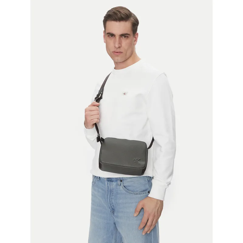 Τσαντάκι Calvin Klein Jeans Cargo Camera Bag LV04G3081G Χακί
