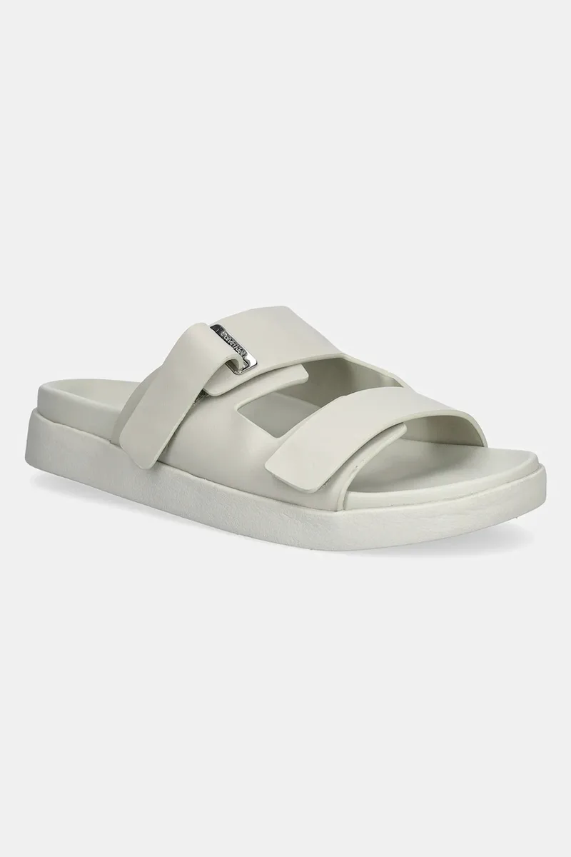 Δερμάτινες παντόφλες Calvin Klein FLAT ADJ SLIDE EYELET