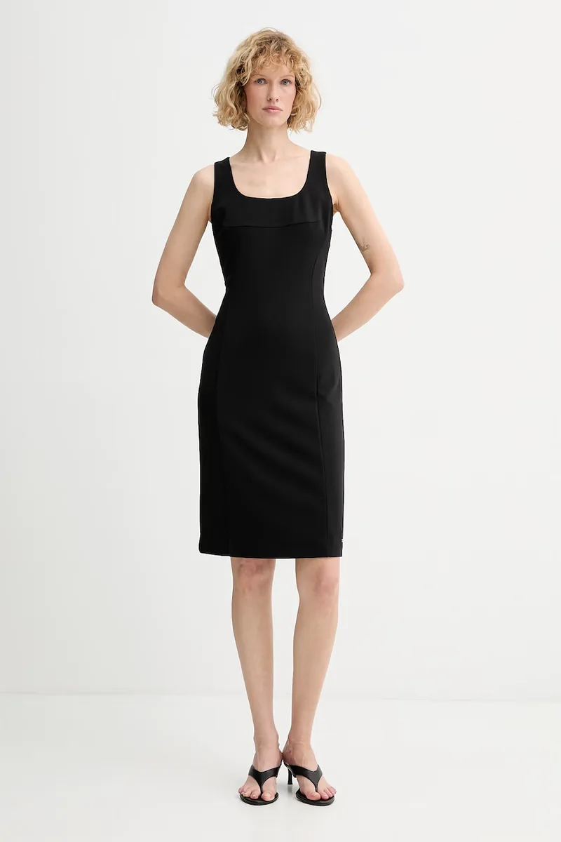 Calvin Klein μικρό μαύρο φόρεμα