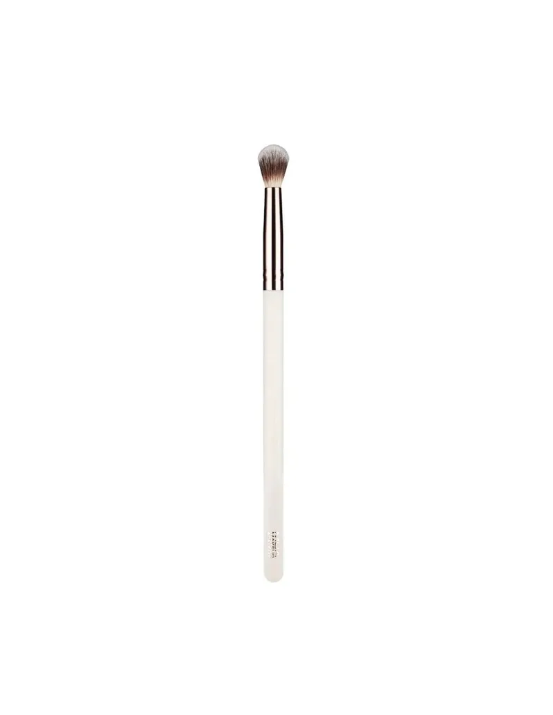 MUA FLUFFY BLENDING BRUSH WITH HOLO BOX