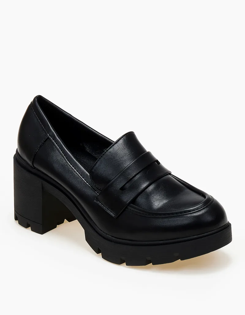 Γυναικεία loafers με ψηλό τακούνι - Μαύρο