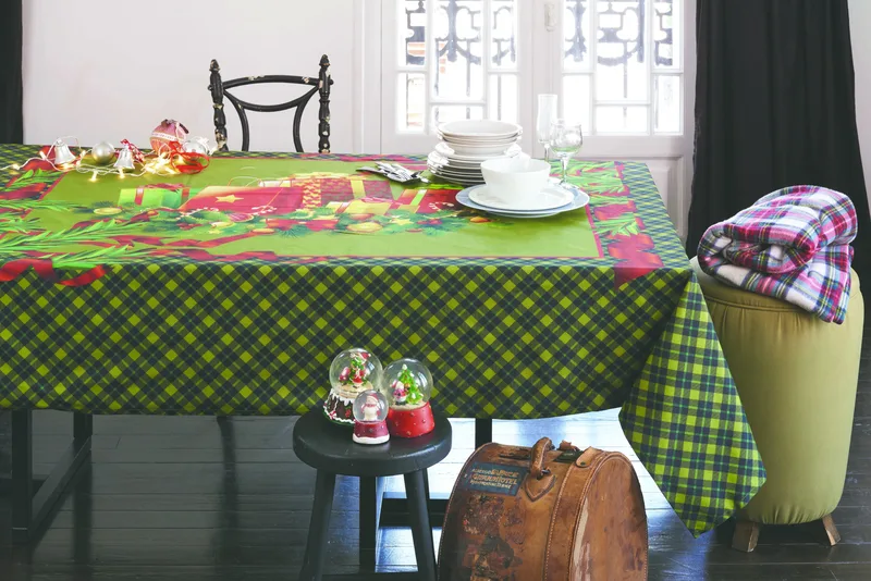 Τραπεζομάντηλο Makis Tselios Candle 140x180