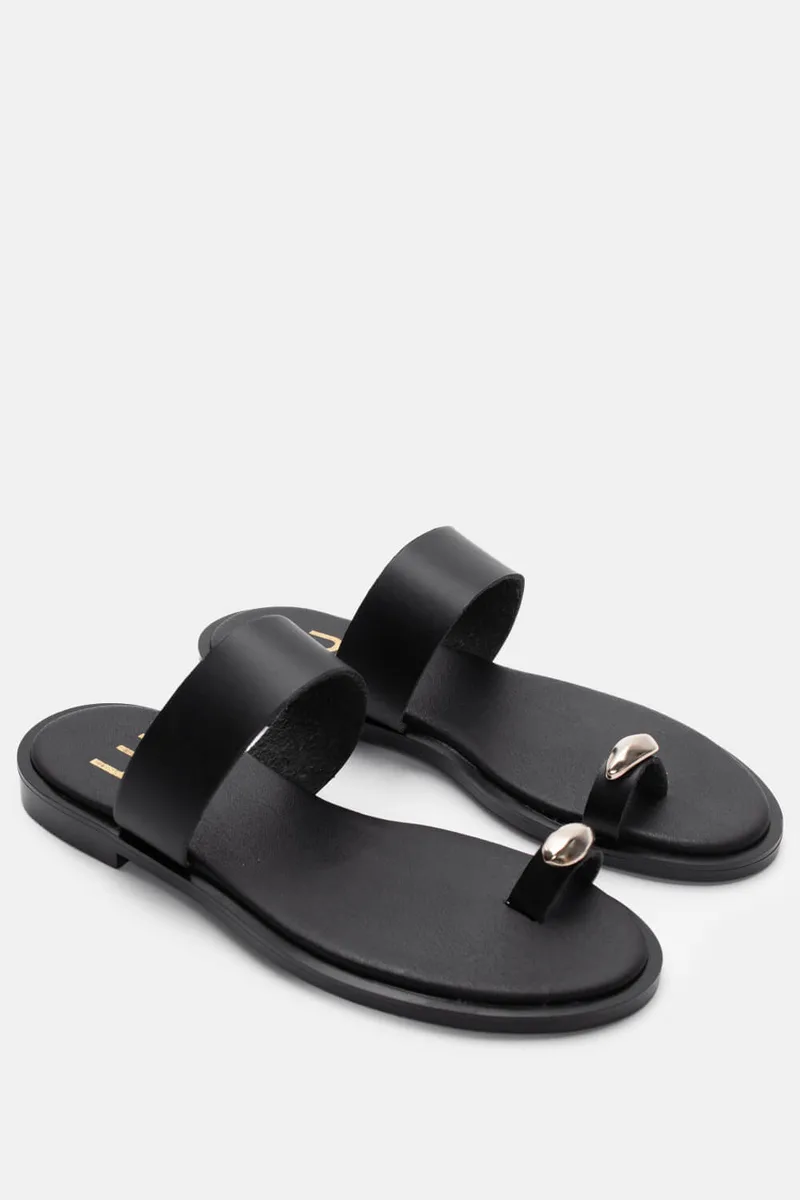 LUIGI DESIGN - Σανδάλια Flat με Διακοσμητικό - Μαύρο