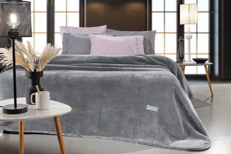 Κουβέρτα Βελουτέ Υπέρδιπλη Guy Laroche Cheval Silver 220x240