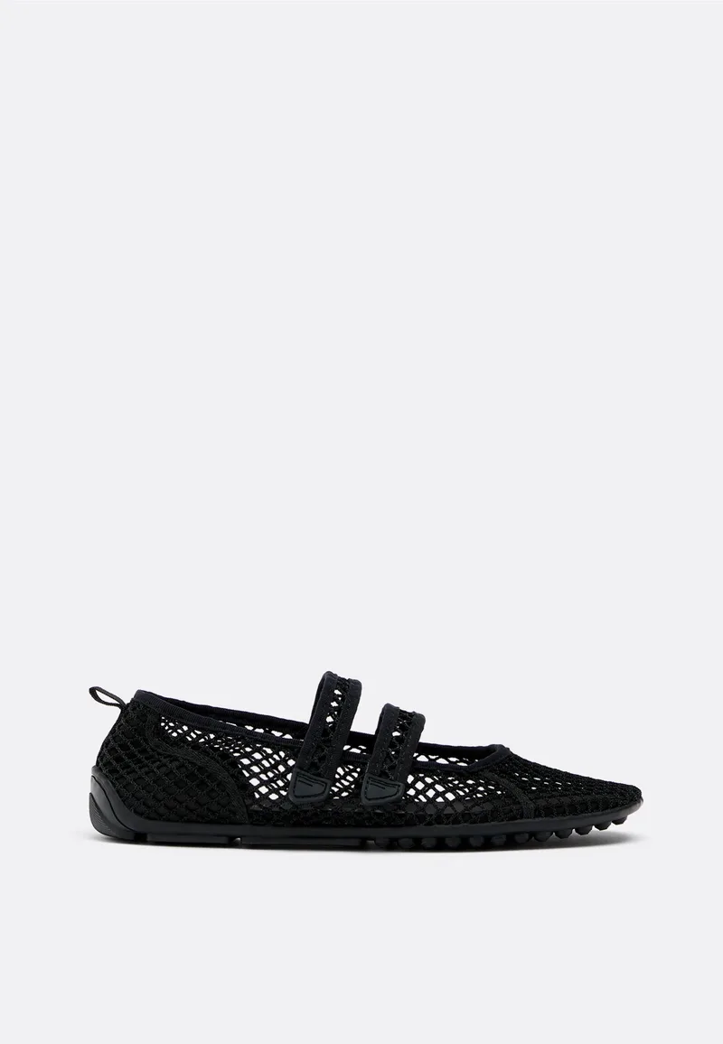 Stradivarius Τούλινες Sneakerinas Μαύρο 35