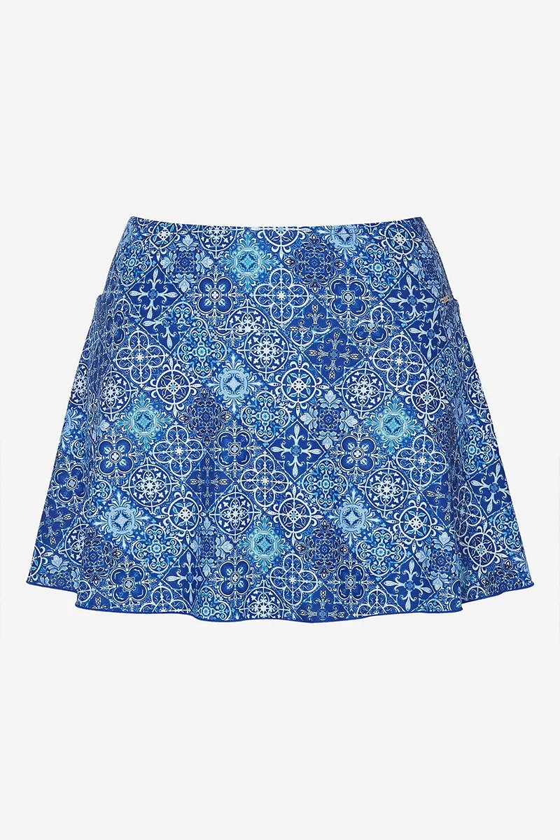 Ψηλόμεσο bikini-slip φούστα σε μπλε χρώμα