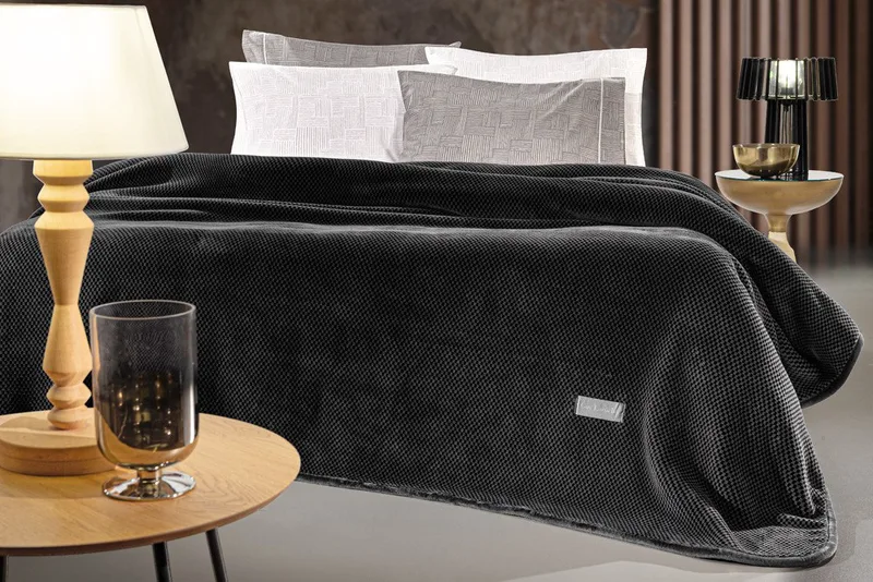 Κουβέρτα Βελουτέ Μονή Guy Laroche Cheval Anthracite 160x220