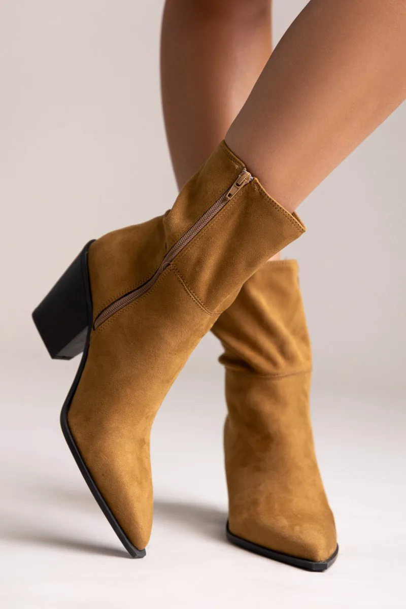 CORINA Cowboy Ankle Boots - M5820 - Camel Suede