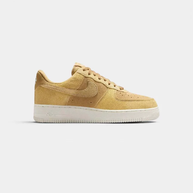 Xαμηλά Sneakers Nike Air Force 1 Low '07 Wmns "Club Χρυσό Sail"