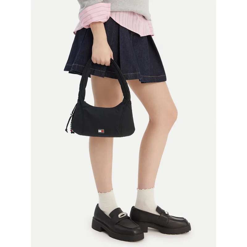 Τσάντα Tommy Jeans Tjw Casual Shoulder Bag AW0AW18068 Μαύρο