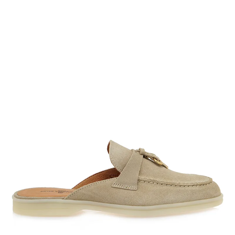 MULES σχέδιο: W480B8871