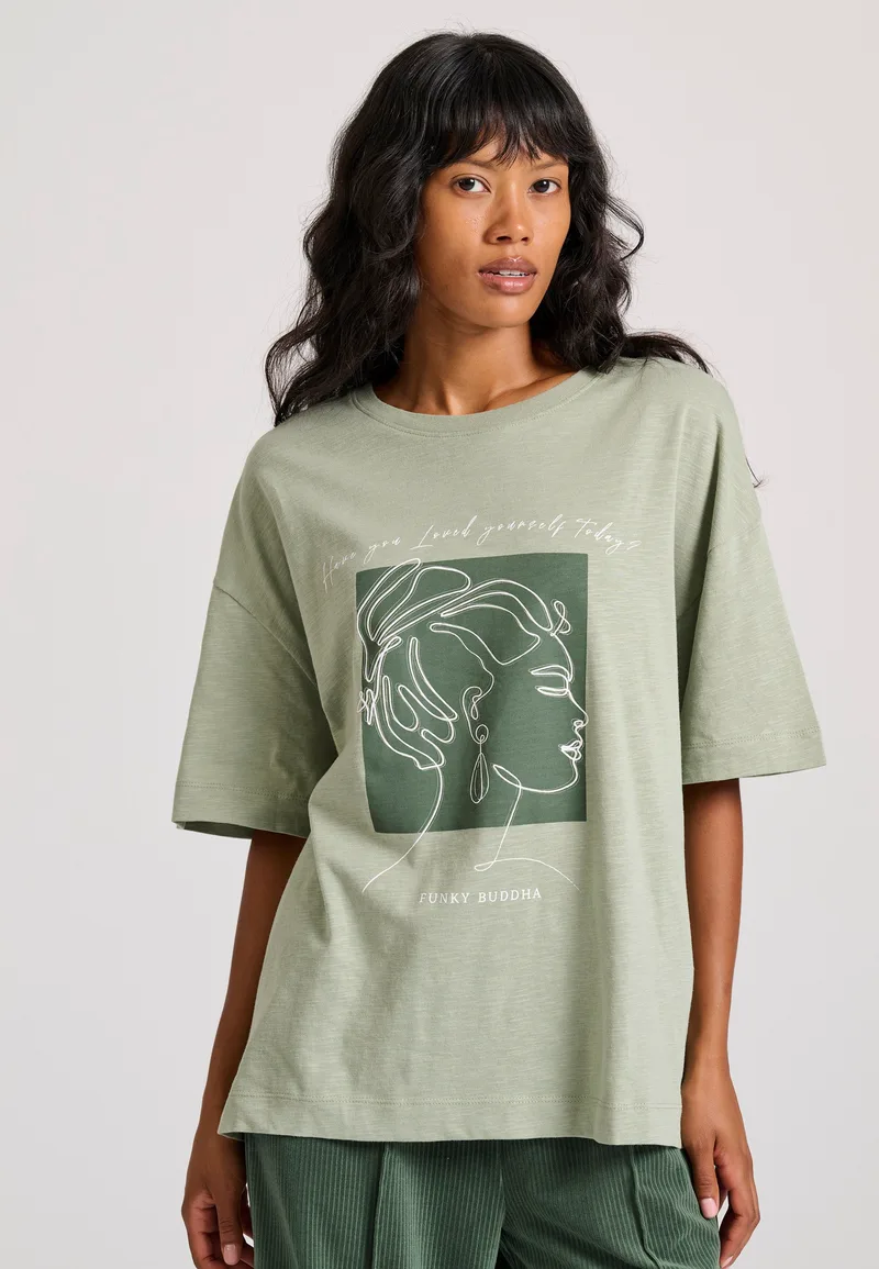 Loose fit t-shirt με frame τύπωμα