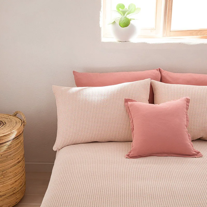 Μαξιλαροθήκη Διακόσμησης Gofis Home Beehive Ροζ Shell 571/17 50x70