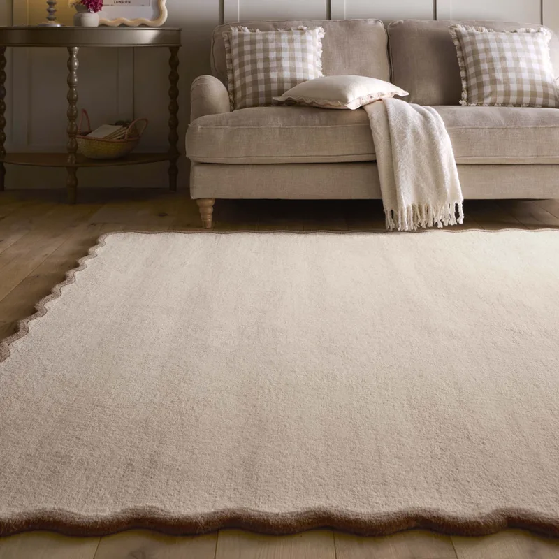 Scalloped Elsie Rug Natural/Brown