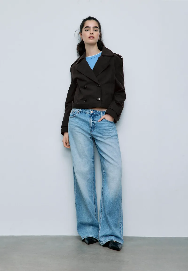 Stradivarius Κοντό Σταυρωτό Trench Μαύρο Xl