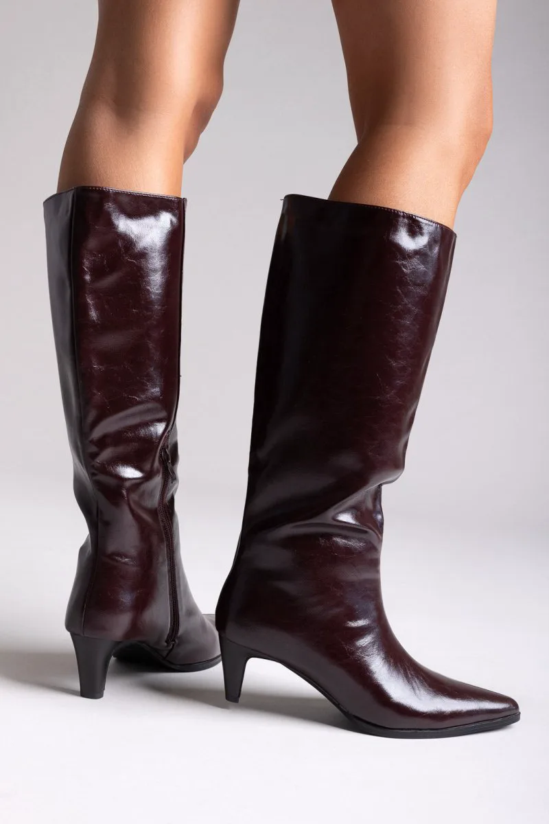 Ideal shoes Pointed Crinkled Patent Boots with Kitten Heel - 6388 - Burgundy Crinkled Patent