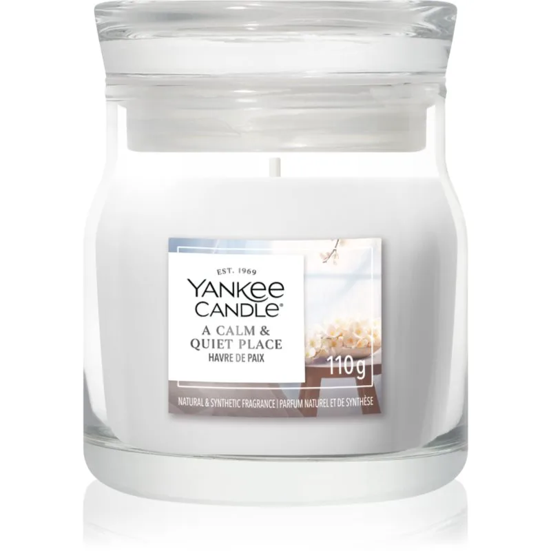 Yankee Candle A Calm & Quiet Place αρωματικό κερί Signature 110 γρ