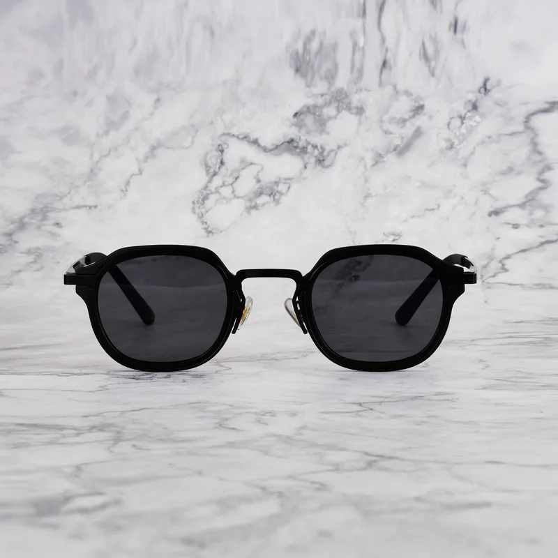 MORGAN 42EP12M - MORGAN - MATT BLACK & MATT BLACK - GRAY Sunglasses | Matt Black & Matt Black - Gray | Matt Black & Matt Black - Gray Shades | Explicit Poets Sunglasses