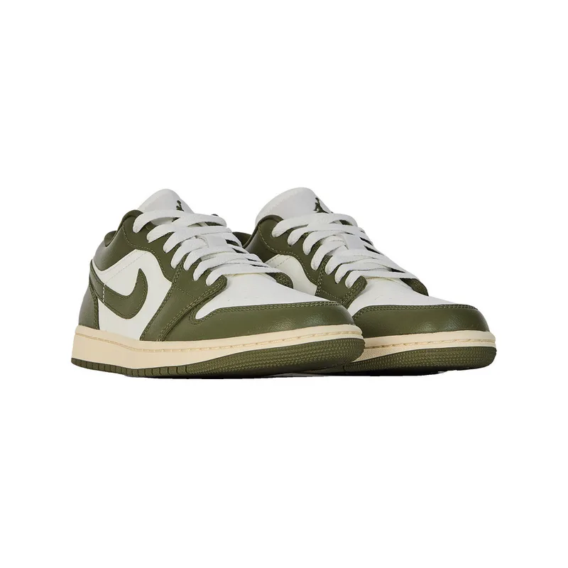 Xαμηλά Sneakers Nike Baskets air jordan 1 low olive/white