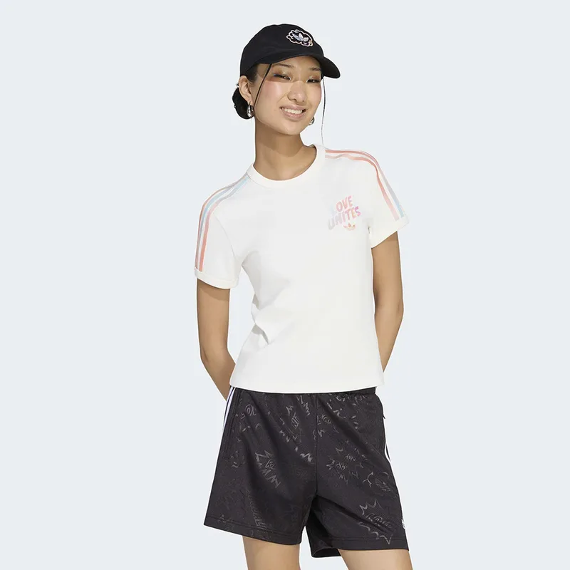 adidas Originals W Pride Gfx Tee (9000283397_34207)