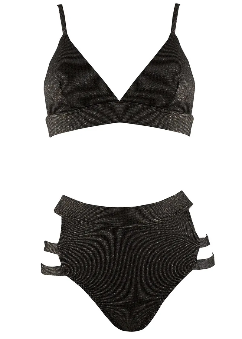 Set μαγιό τρίγωνο bikini ψηλόμεσο cut-out. Καλύπτει B cup. ΧΡΥΣΟ