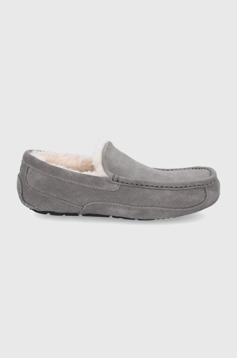 Δερμάτινες παντόφλες UGG Ascot