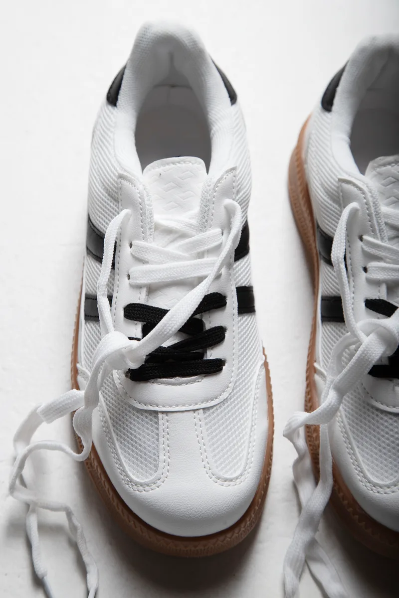 Sneakers σε Συνδυασμό Χρωμάτων με Δίχτυ - Λευκό