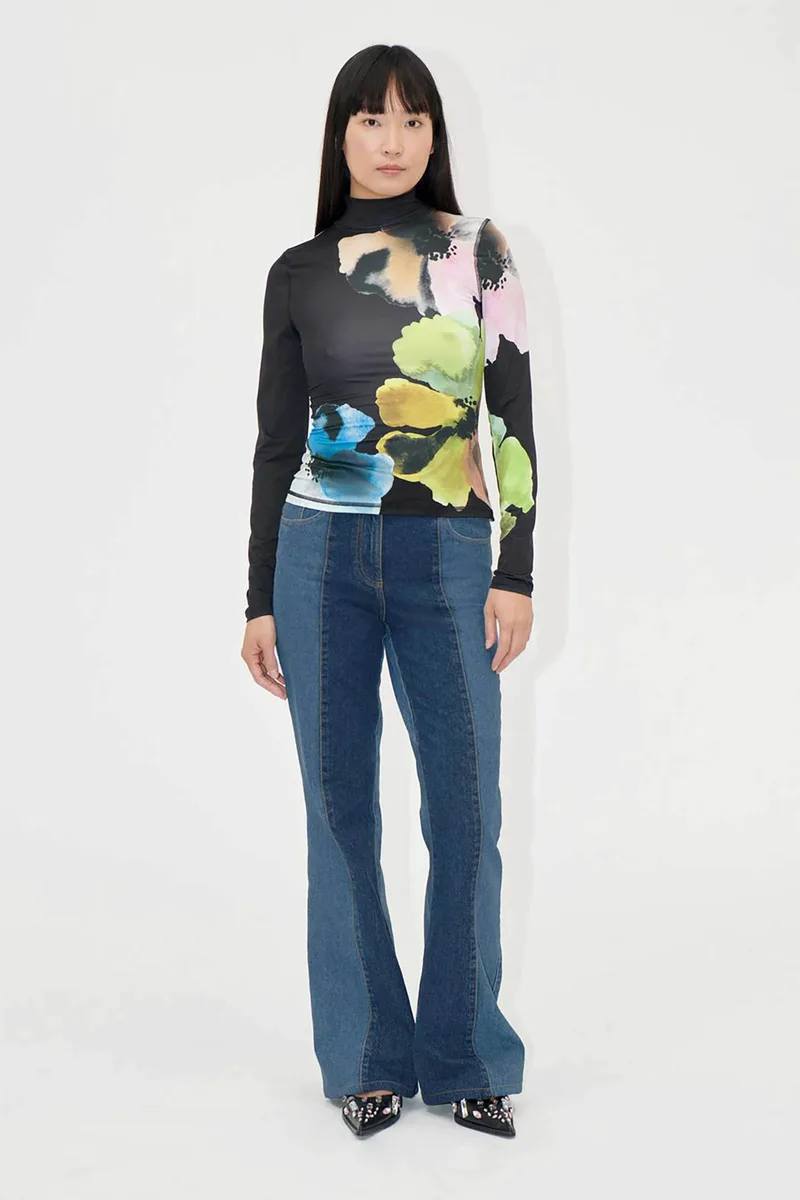 Stine Goya γυναικεία μπλούζα με all-over print "Watercolor Bloom" - SG-PS25-T005-2244 Μαύρο