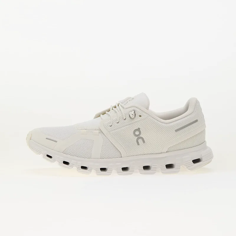 Sneakers On M Cloud 6 White/ White EUR 44.5