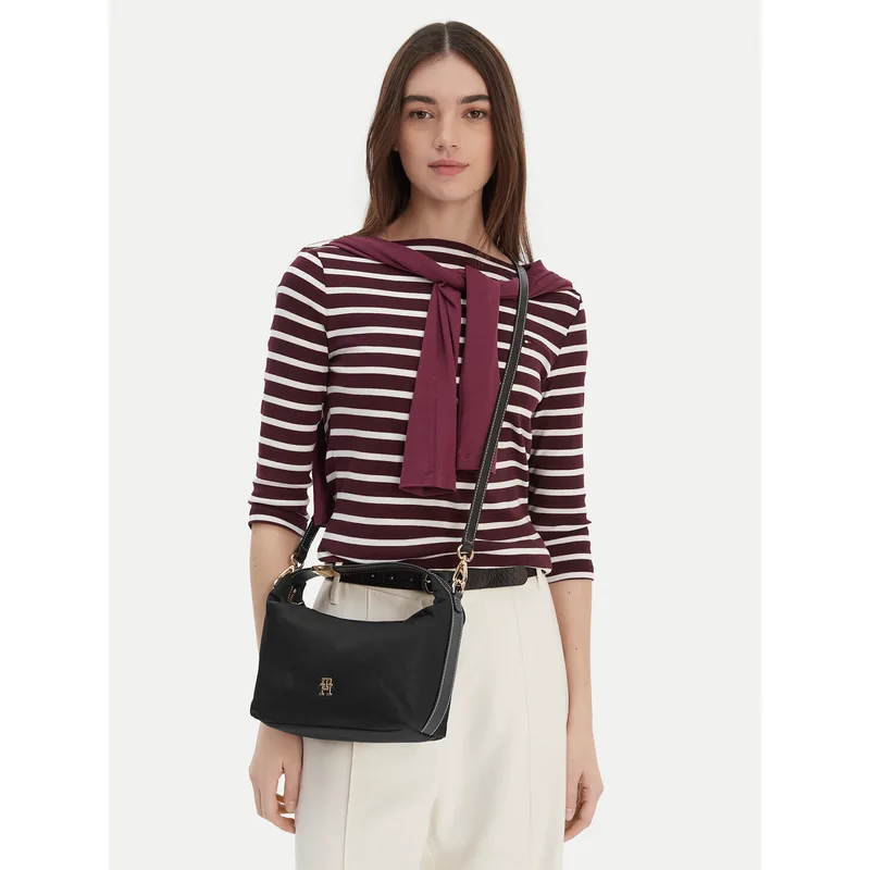 Τσάντα Tommy Hilfiger Th Go Crossover Nylon AW0AW18164 Μαύρο