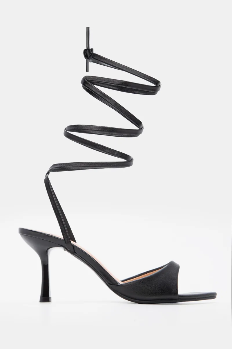 LUIGI DESIGN - Πέδιλα Μυτερά Lace Up - Μαύρο