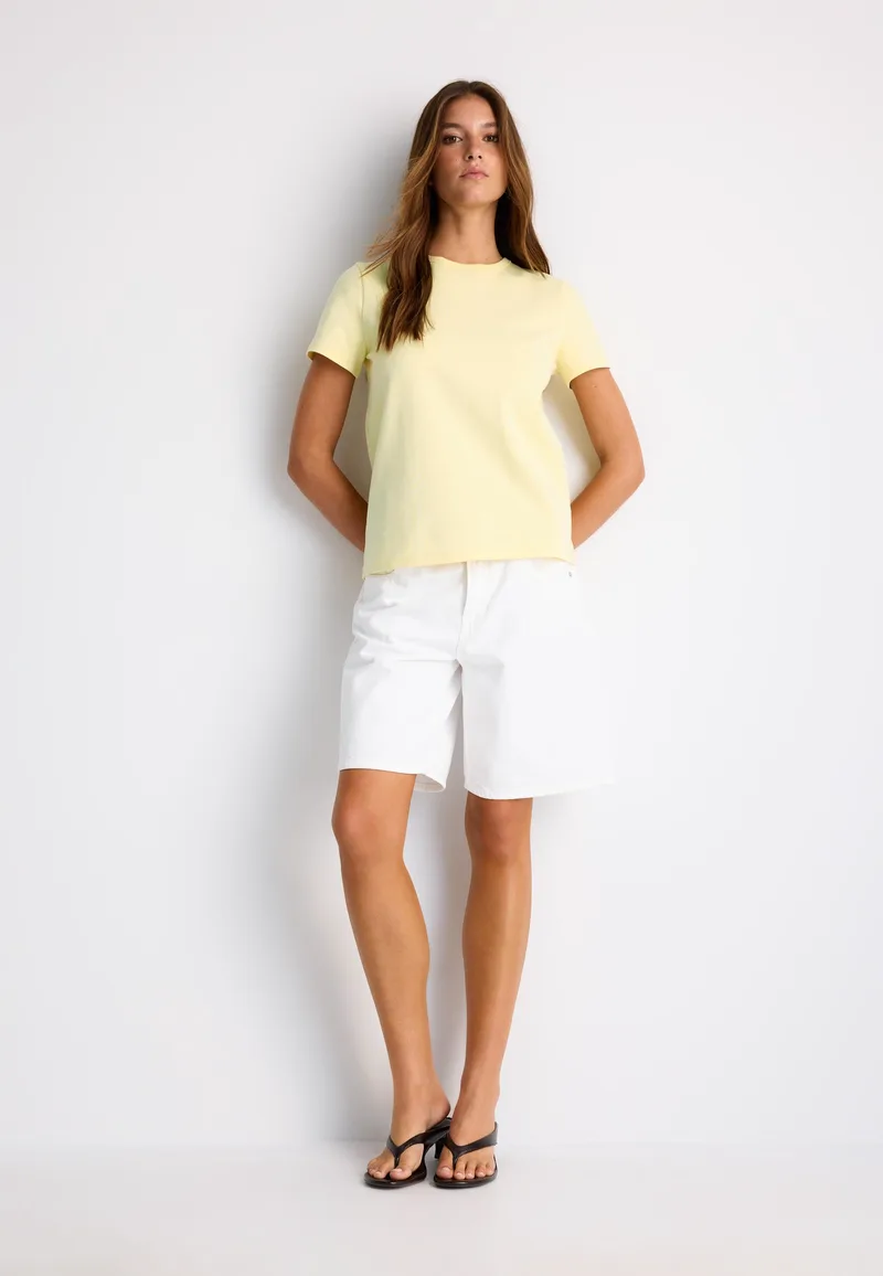 Stradivarius Μπλούζα Basic Regular Fit Απαλή Υφή Κίτρινο Παστέλ M