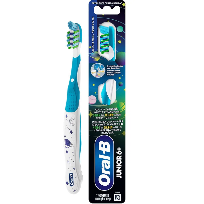 Oral-B Junior 6+ Years Extra Soft Toothbrush Χειροκίνητη Παιδική Οδοντόβουρτσα με Πολύ Μαλακές Ίνες, από 6 Ετών 1 Τεμάχιο - Γαλάζιο