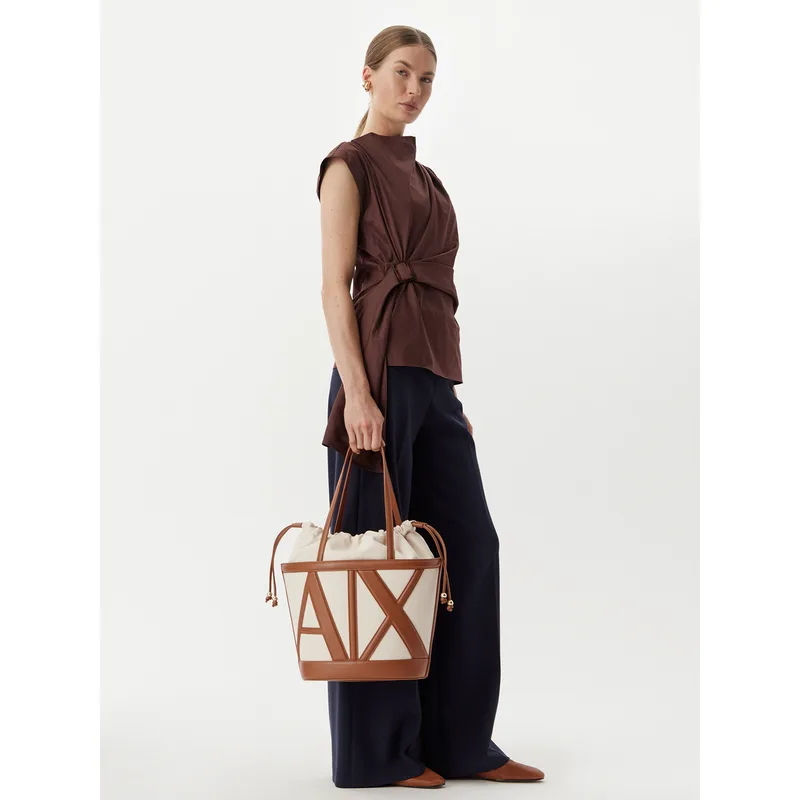 Τσάντα Armani Exchange XW002607 AF22635 M6261 Καφέ