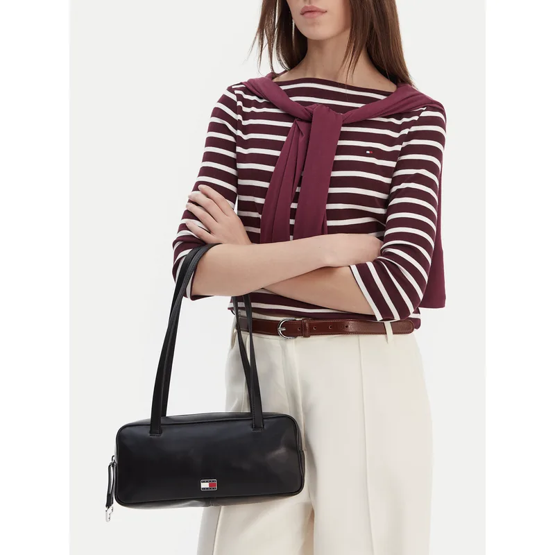 Τσάντα Tommy Jeans Tjw City Shoulder Bag AW0AW18075 Μαύρο