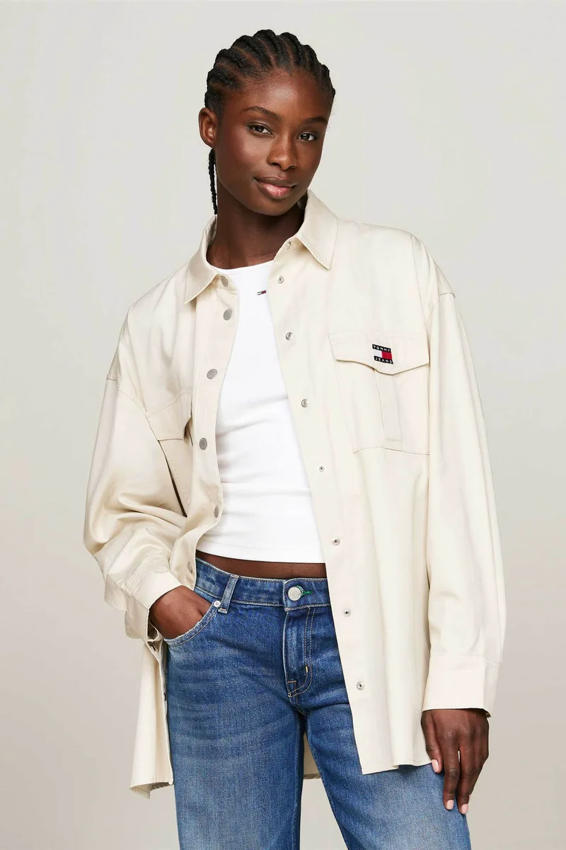 Tommy Jeans γυναικείο overshirt μονόχρωμο με λογότυπο Oversized Fit - DW0DW18445 Εκρού
