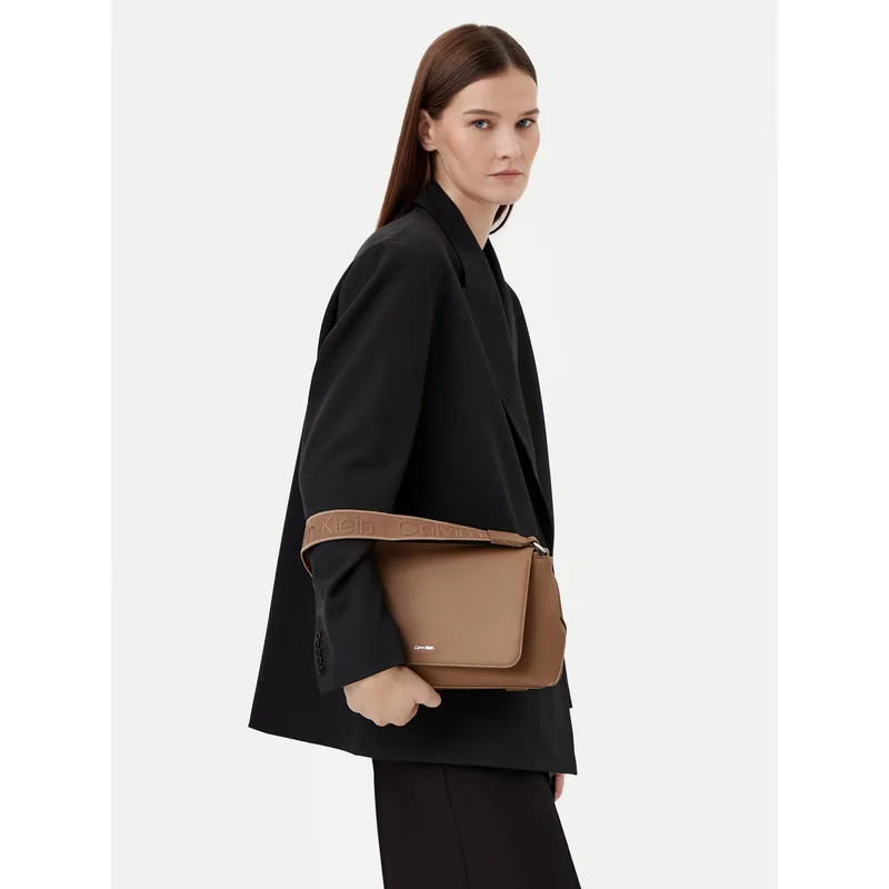 Τσάντα Calvin Klein K60K613085 Μπεζ