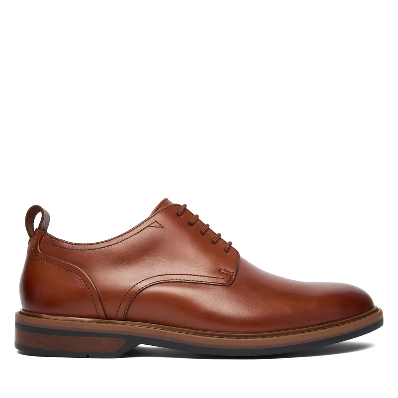 Κλειστά παπούτσια Clarks Aldwin Lace 26183252 Καφέ