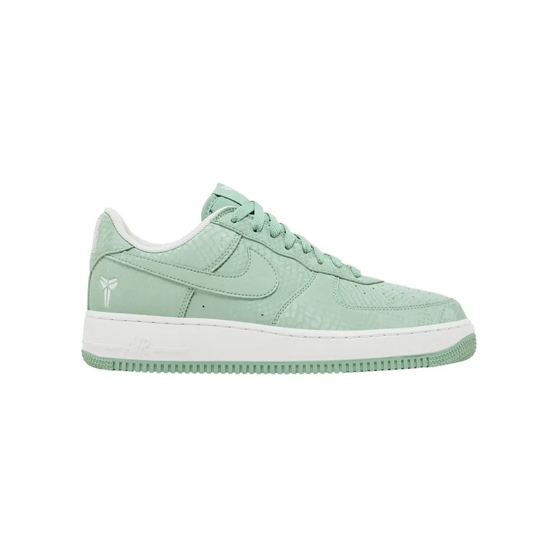 Sneakers Nike Kobe Air Force 1 Low Steam Summit White
