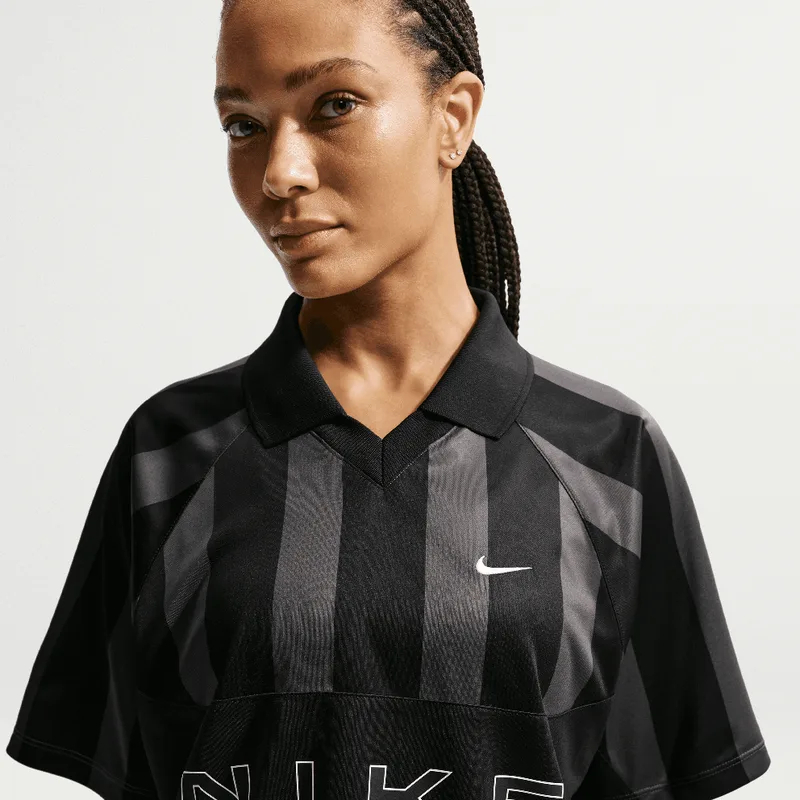 Nike W Sportswear T-shirt (9000257473_91133)