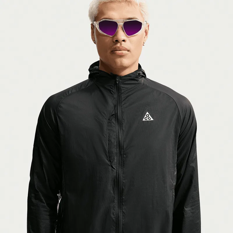 Nike M Acg Uv Aireez Jkt (9000275549_85807)