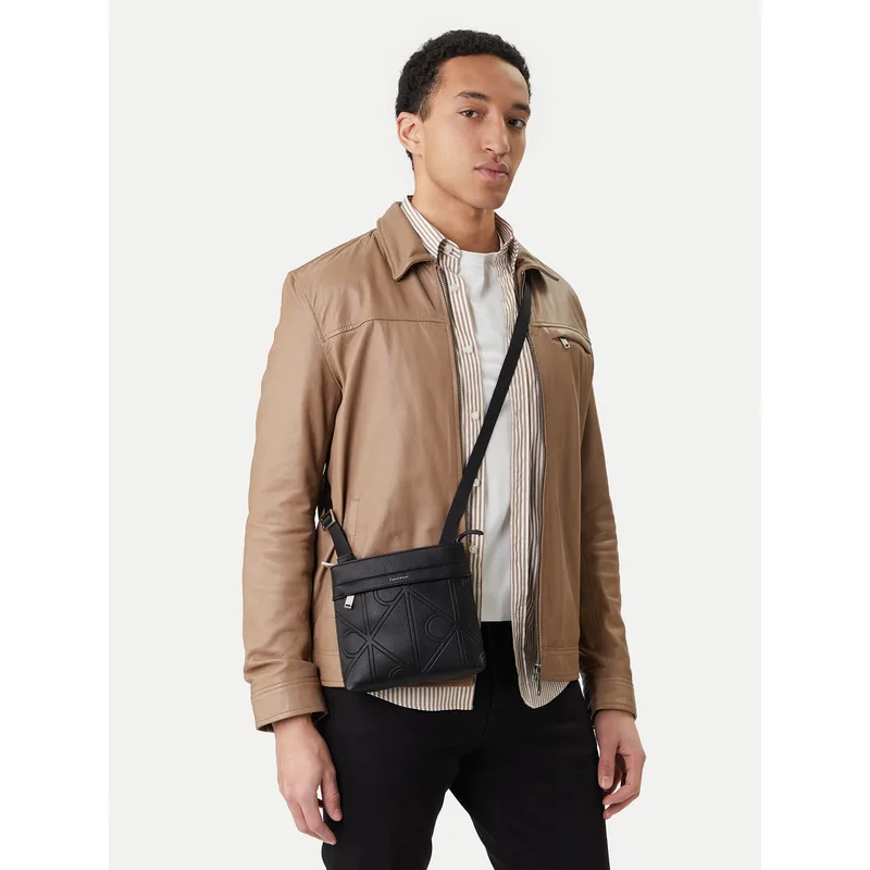Τσαντάκι Calvin Klein Emblem Emboss Slim Flatpack LV04D3370G Μαύρο