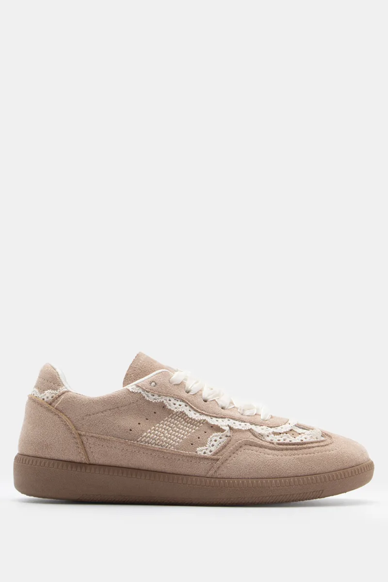Sneakers με Διακοσμητική Δαντέλα - Μπεζ-Σκούρο