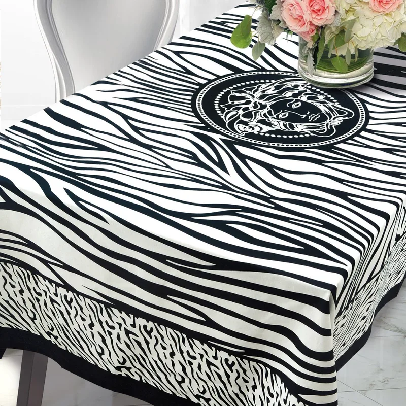 Τραπεζομάντηλο Makis Tselios King 160x260