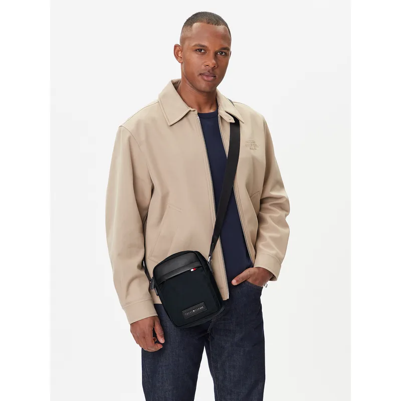 Τσαντάκι Tommy Hilfiger Th Nylon Mini Reporter AM0AM13618 Μαύρο