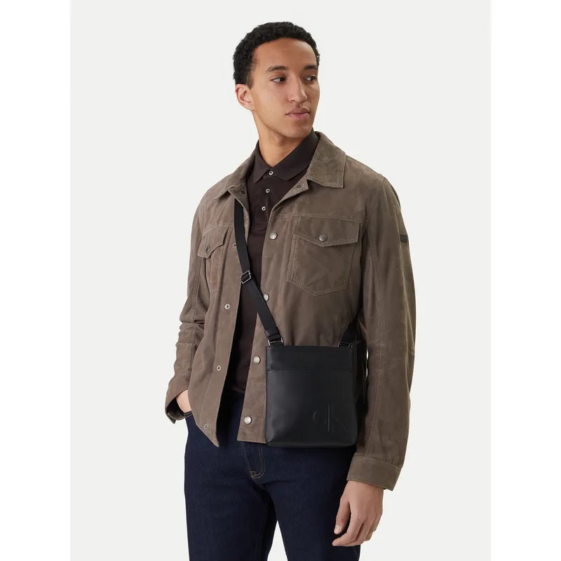 Τσαντάκι Calvin Klein Bold Ck Flatpack LV04D3344G Μαύρο