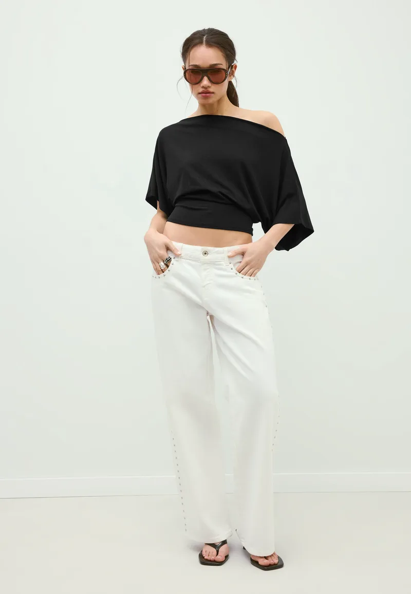 Stradivarius Μπλούζα Basic Με Μανίκια Νυχτερίδα Μαύρο Xs