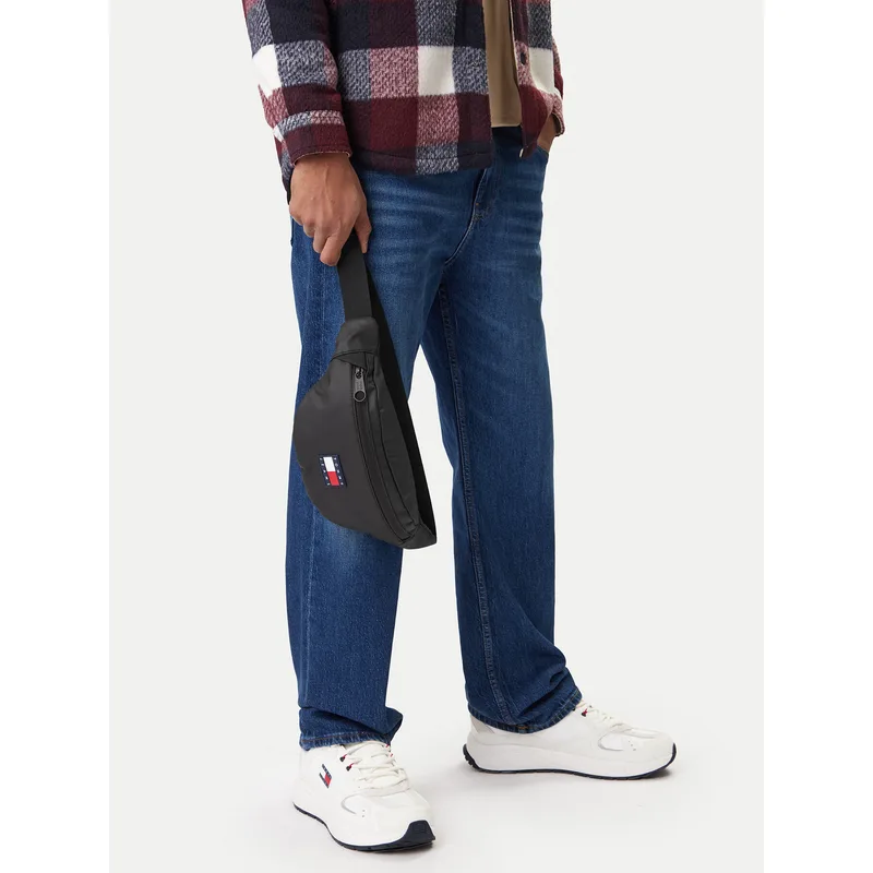 Τσαντάκι Μέσης Tommy Jeans Tjm Daily Tech Bumbag AM0AM13873 Μαύρο