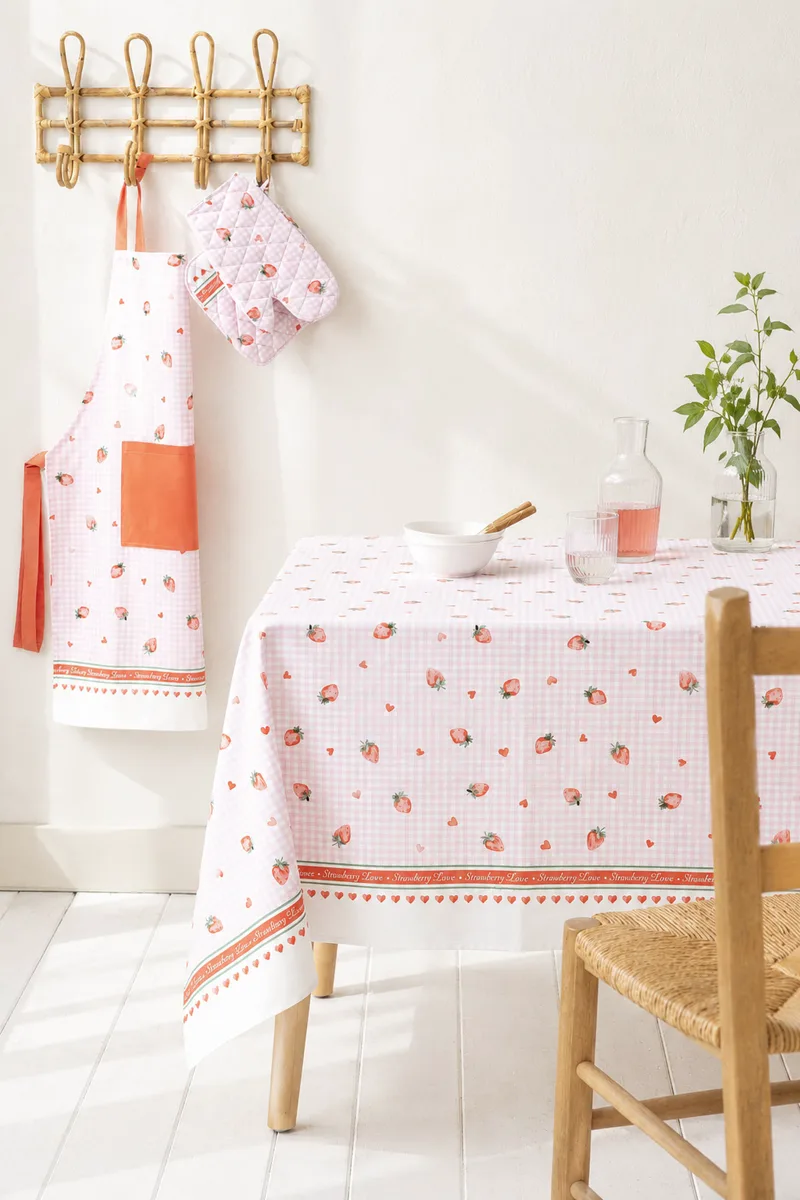 Τραπεζομαντηλο Βαμβακερο Strawberry Love Nima 140Χ240Cm 240x140x0cm Μονόχρωμο