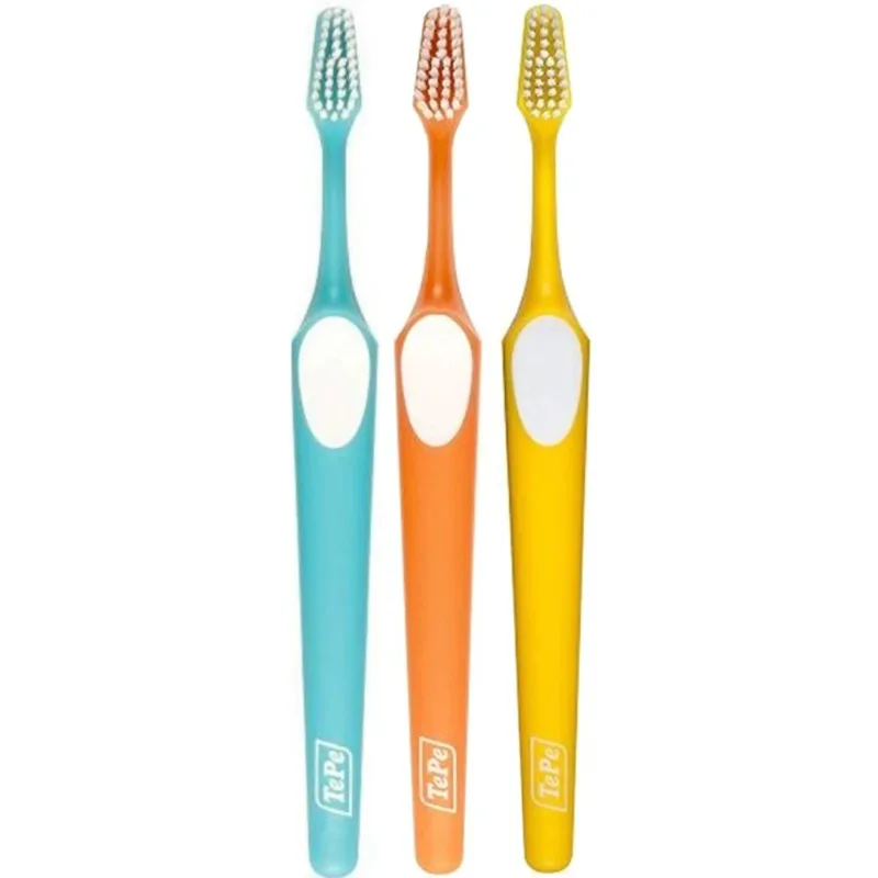 Tepe Supreme Soft Toothbrush Μαλακή Οδοντόβουρτσα που Διαθέτει Εργονομική Λαβή & Ίνες 2 Επιπέδων για Βελτιωμένη Προσπέλαση 3 Τεμάχια, Γαλάζιο - Πορτοκαλί - Κίτρινο